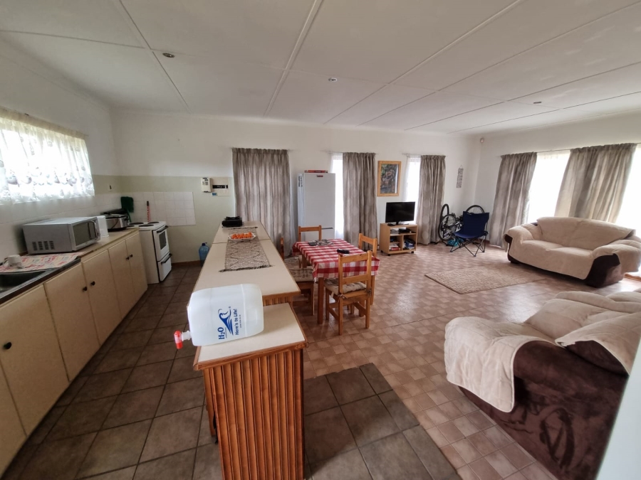 To Let 3 Bedroom Property for Rent in Aston Bay Eastern Cape